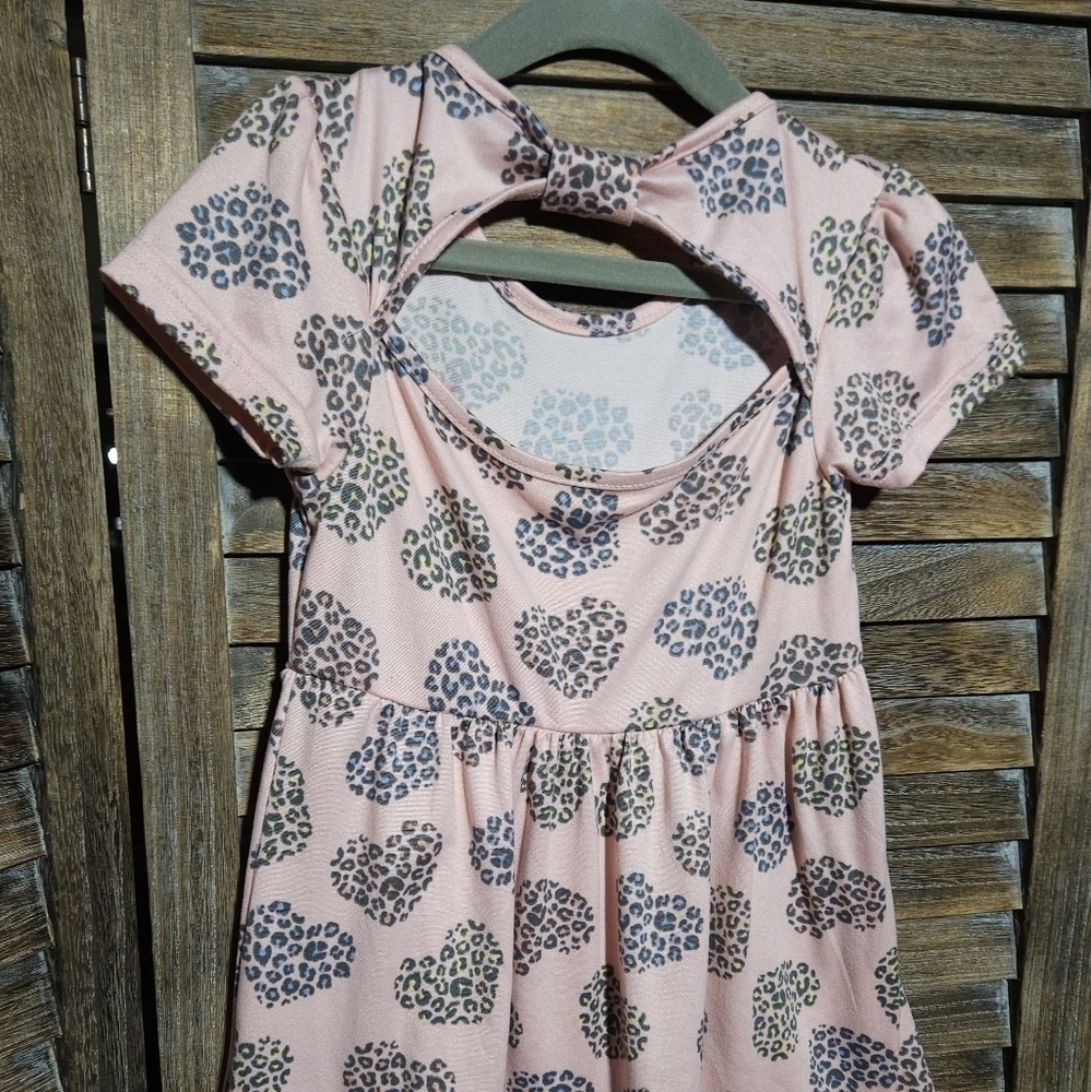 NWOT Picapino Size 4 dress Pink with Multicolor cheetah print hearts - Picture 2 of 3